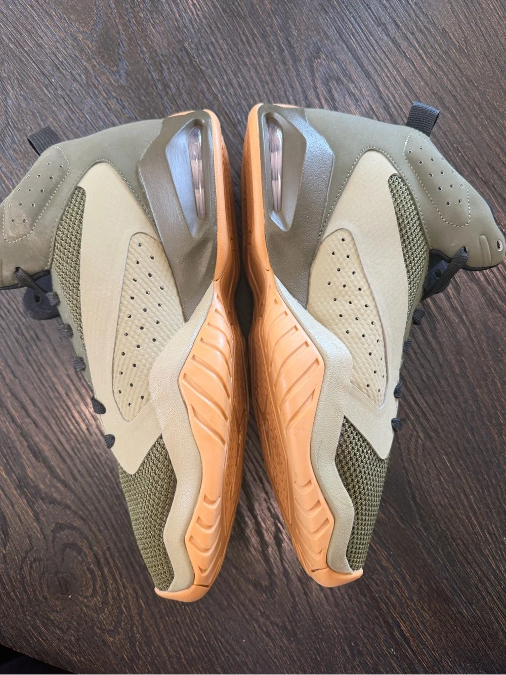 Nike Men's Size 9.5 Jordan Lift Off Neutral Olive/Black Basketball size 10.5